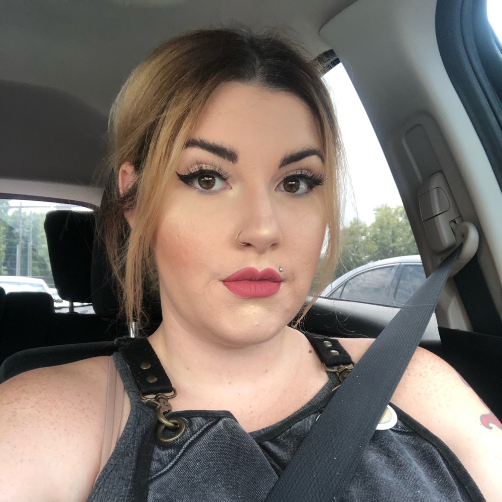 Meet your Posher, Kaitlin